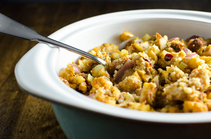 Apple Cranberry Stuffing - a healthier version of a Thanksgiving favorite recipe - who knew a vegan gluten-free stuffing could taste so good? | VeggiePrimer.com
